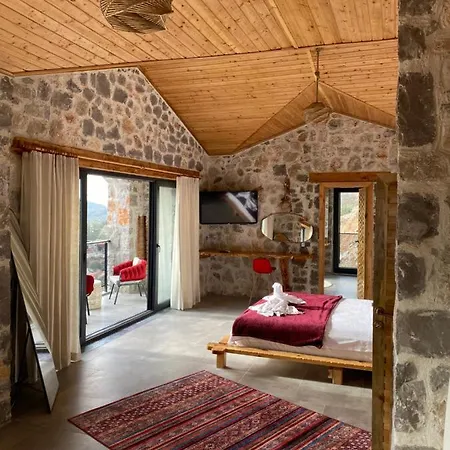 Babadag Breeze Orman Evi *