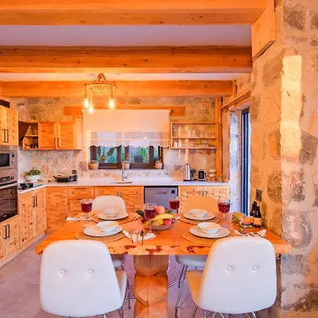 Orman Evi Babadag Breeze
